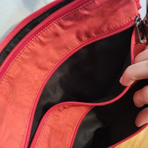 Sak Roots Artist Circle Eco Twill Crossbody Red LIKE NEW - Picture 5 of 10